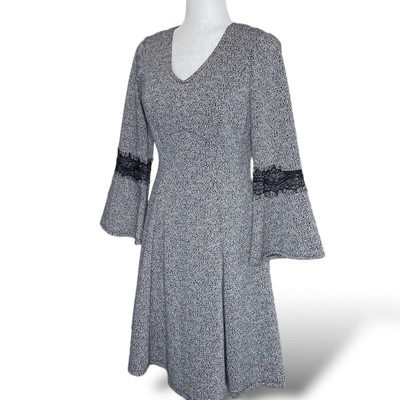 NWT ELLE Boho Long Bell Sleeve Fit and Flare Lace Trim Heathered Gray Dress - Picture 8 of 13